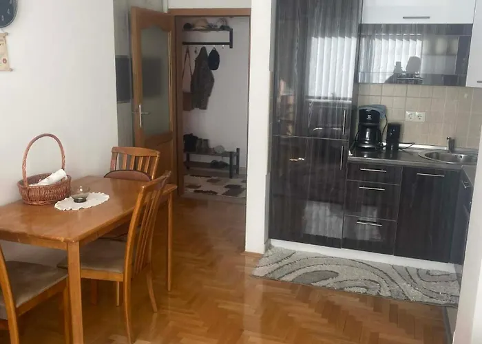 Stan U Sarajevu Apartment *
